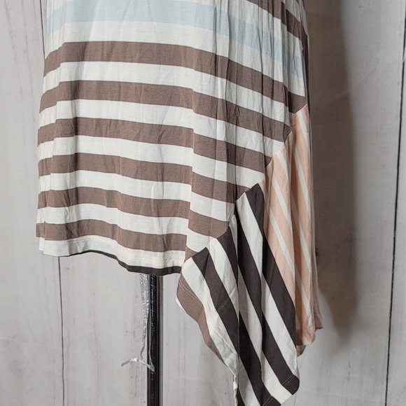 Little Yellow Button‎ Asymmetrical Stripe Tunic Top Women M Peach Brown White - Picture 4 of 8